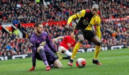 曼联门将爆料最新信息网,最新信息网背后的惊人真相！”